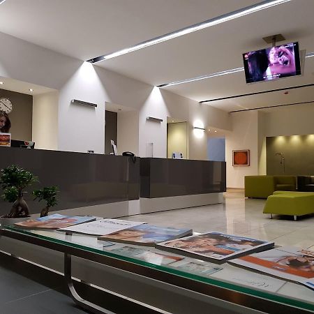 Hotel Artemide Aversa Esterno foto
