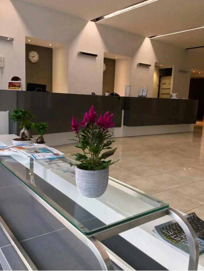 Hotel Artemide Aversa Esterno foto